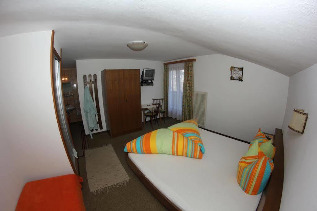 Gasthof Pension Berghof 힙파흐 외부 사진