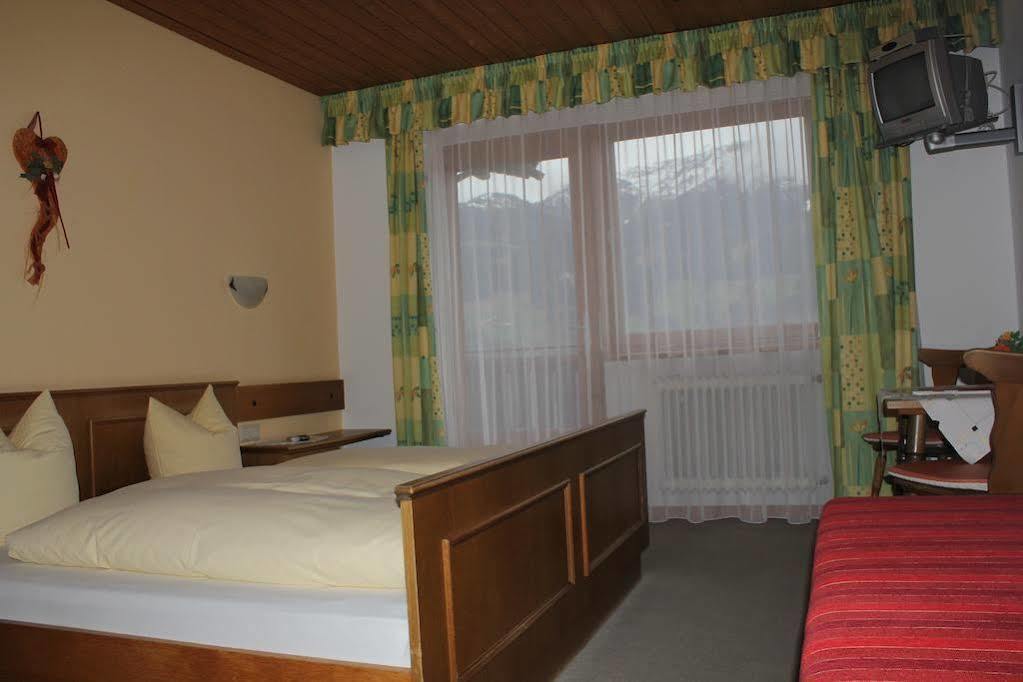 Gasthof Pension Berghof 힙파흐 외부 사진